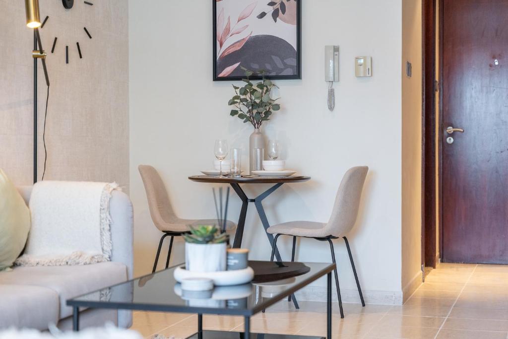 Gallery image of Mesmerizing studio sleeps 2 in Dubai JLT in Dubai
