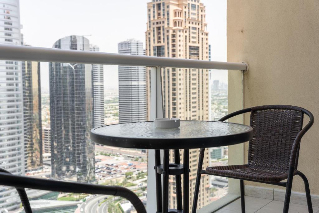 Gallery image of Mesmerizing studio sleeps 2 in Dubai JLT in Dubai