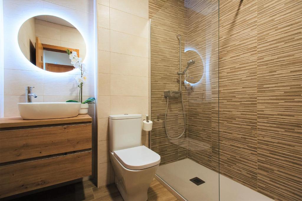 Koupelna v ubytování Hostly Orfila 3A-3B exclusive Penthouse-Center-Fibre-Parking Optional