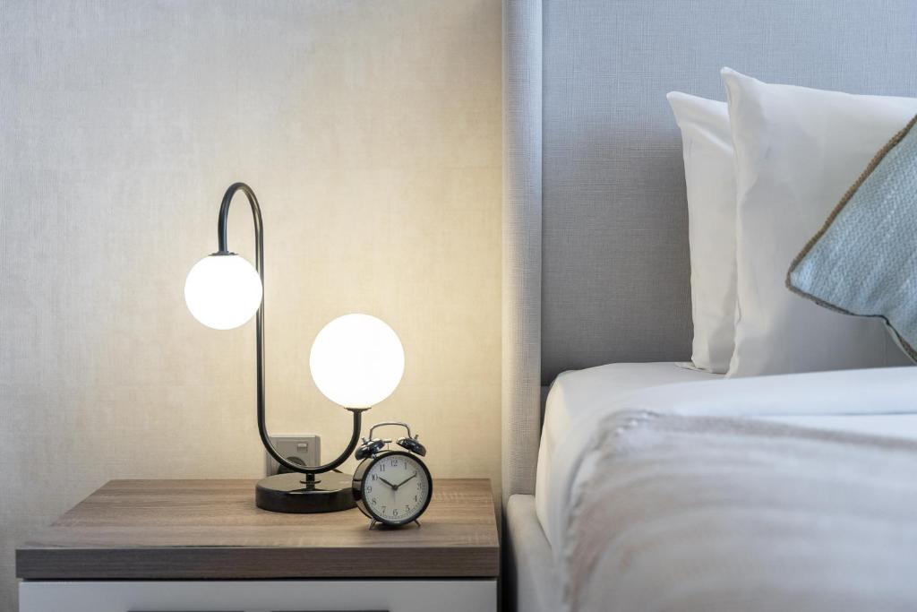 Gallery image of Eye-captivating studio sleeps 2 in JLT in Dubai