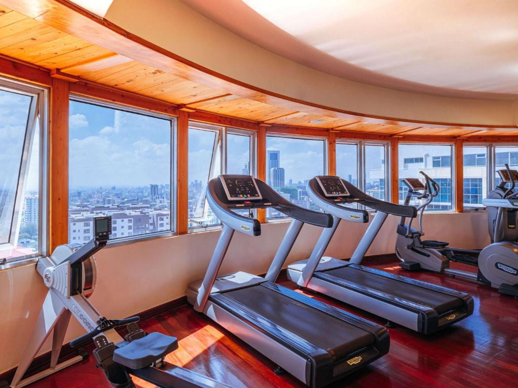 Fitness centrum a/nebo fitness zařízení v ubytování Mövenpick Hotel & Residences Nairobi