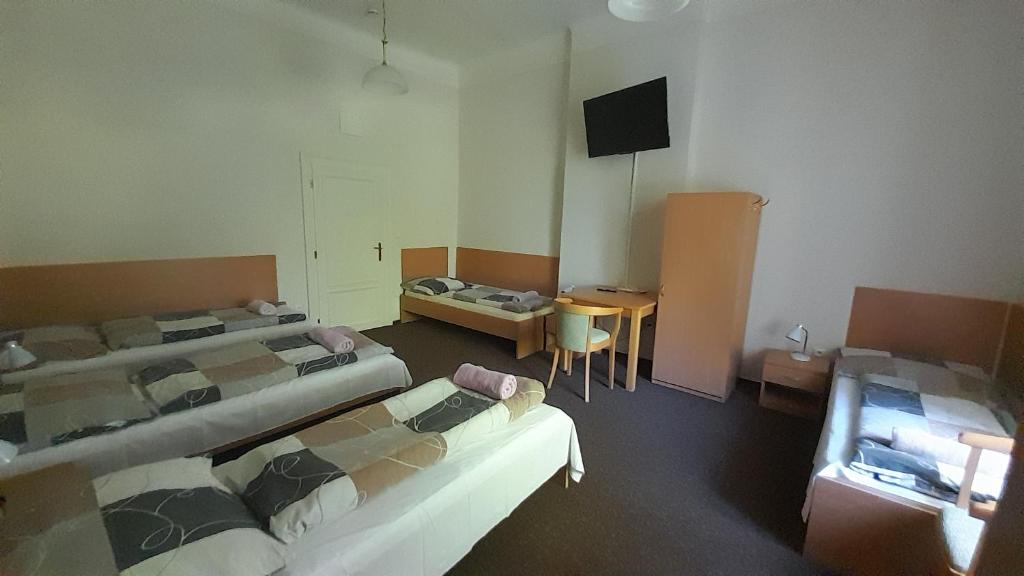 Penzion na zámku Bartošovice - Chambre Quadruple