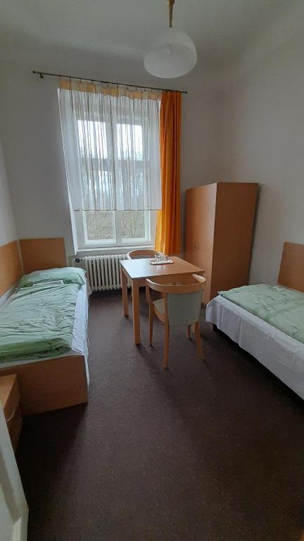 Penzion na zámku Bartošovice - Chambre Double à Deux Lits