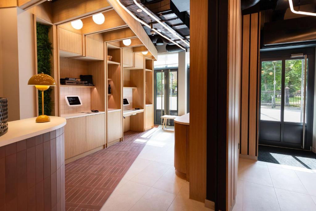 YOTELPAD London Stratford - Resim 6