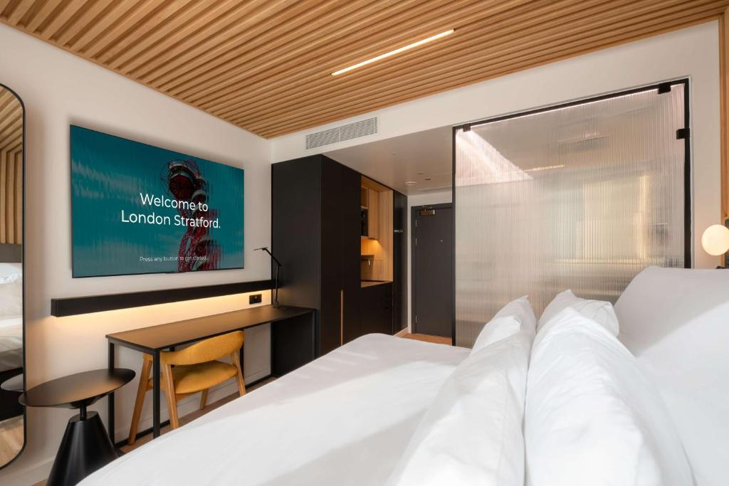 YOTELPAD London Stratford - Resim 10
