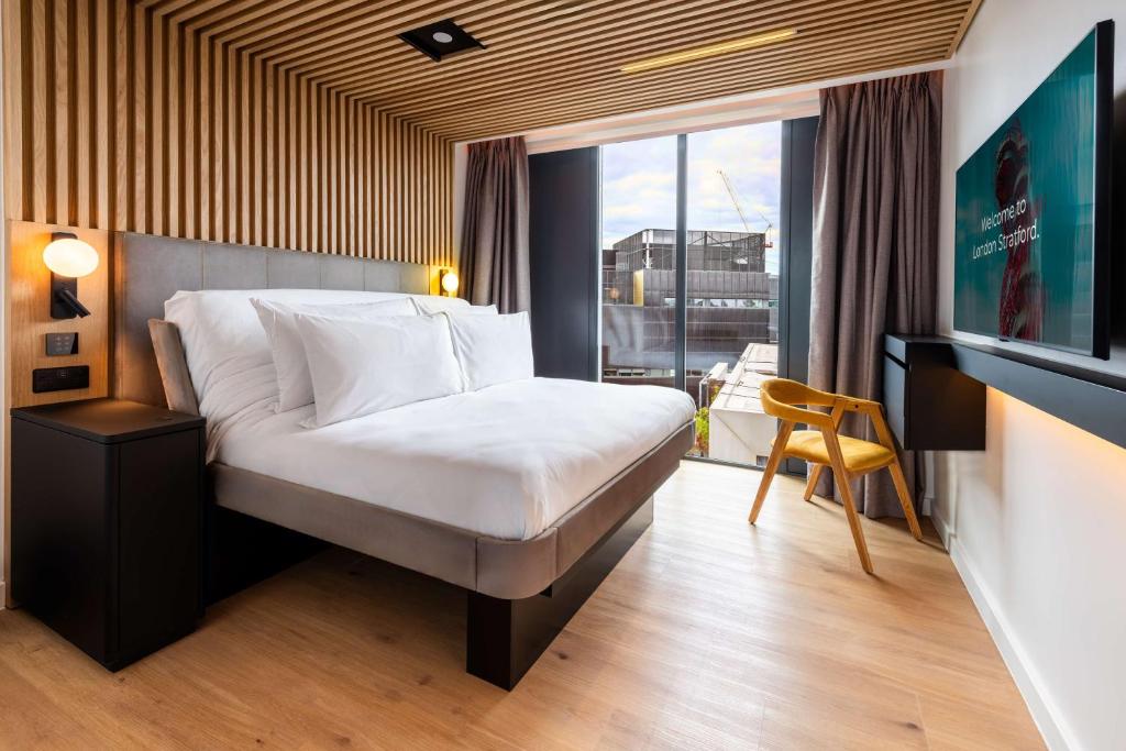 YOTELPAD London Stratford - Resim 1