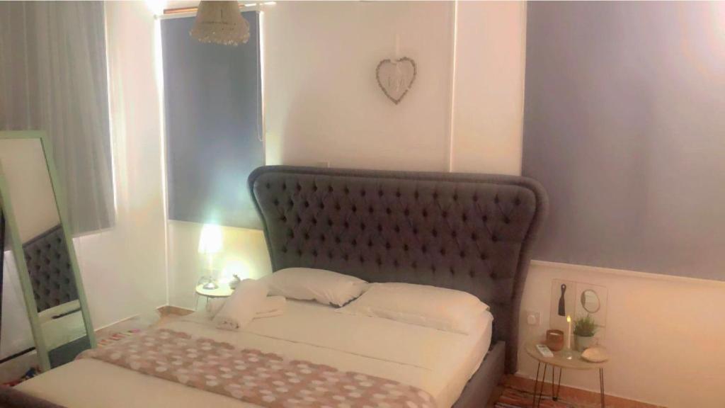Postel nebo postele na pokoji v ubytování Entire flat, Apartment in paphos