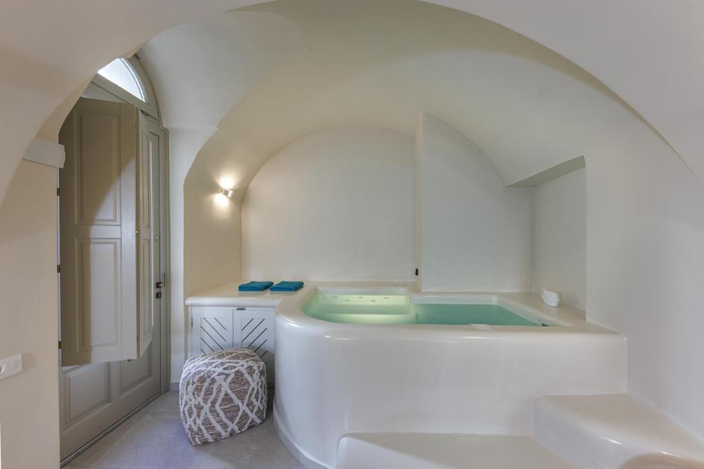 La Madeleine Oia - 10