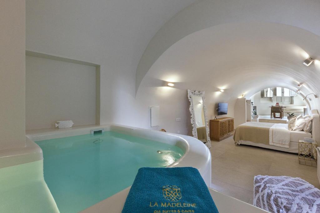 La Madeleine Oia - 5