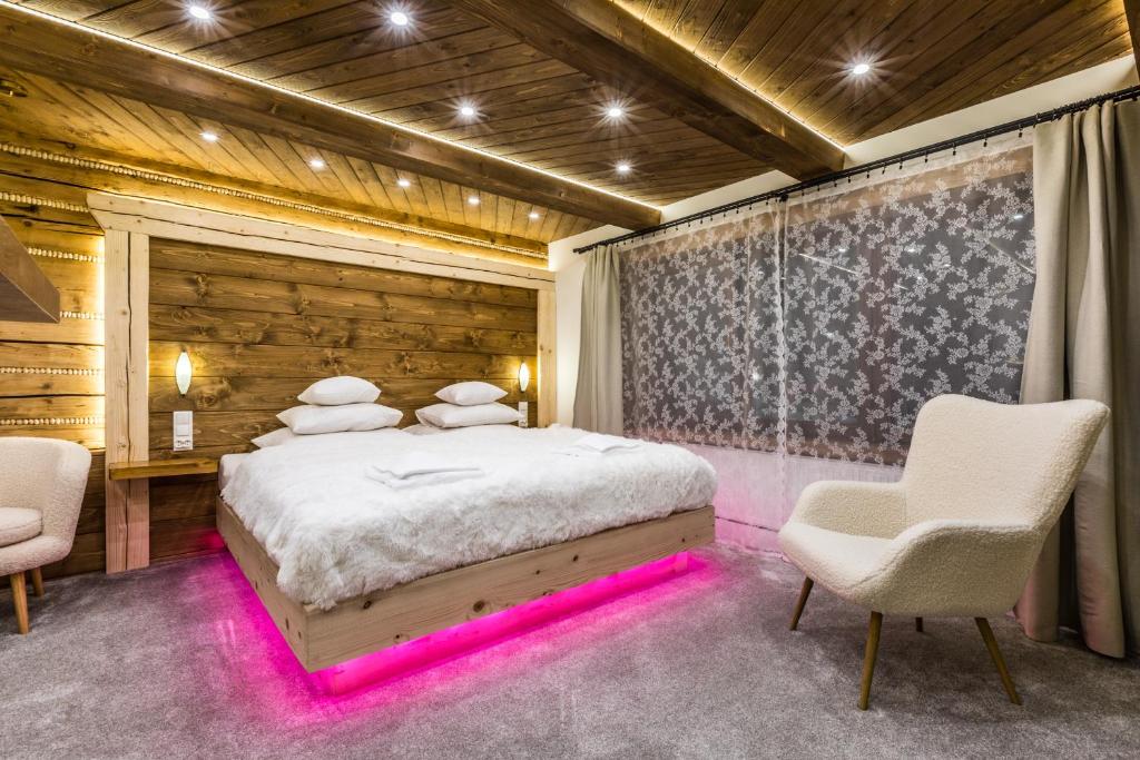 Posteľ alebo postele v izbe v ubytovaní Apartamenty Szymaszkowa