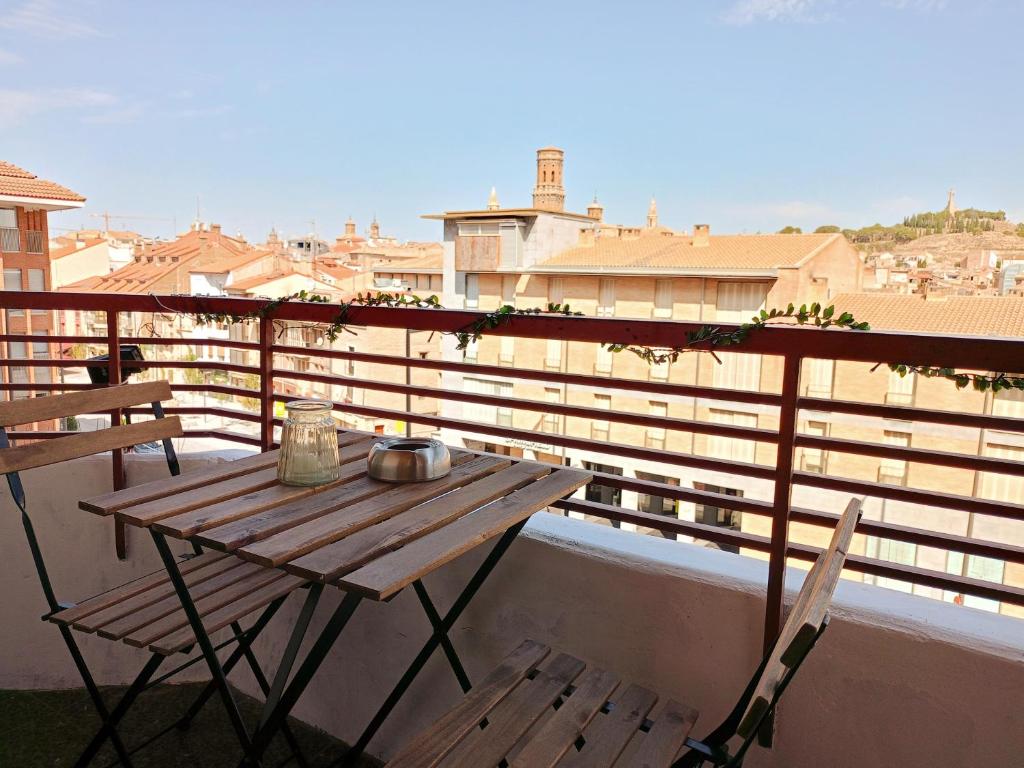 Pensión las Hojas - Vierpersoonskamer Met Balkon