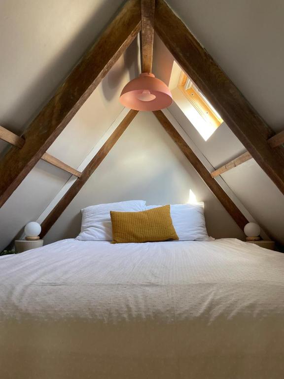 Postel nebo postele na pokoji v ubytování B&B Suupmarkt