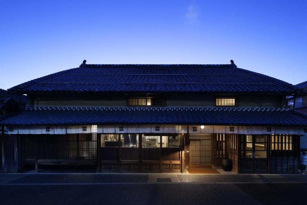 Budova, kde se ryokan nachází