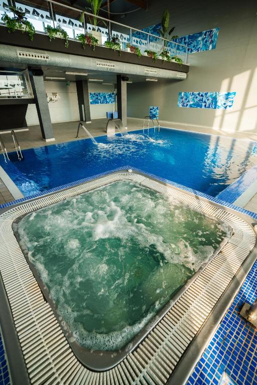 Bazén v ubytování Resort Camping Almafrá nebo v jeho okolí