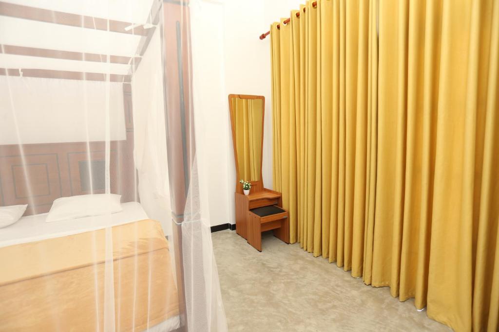 Postel nebo postele na pokoji v ubytování Sisi's Place