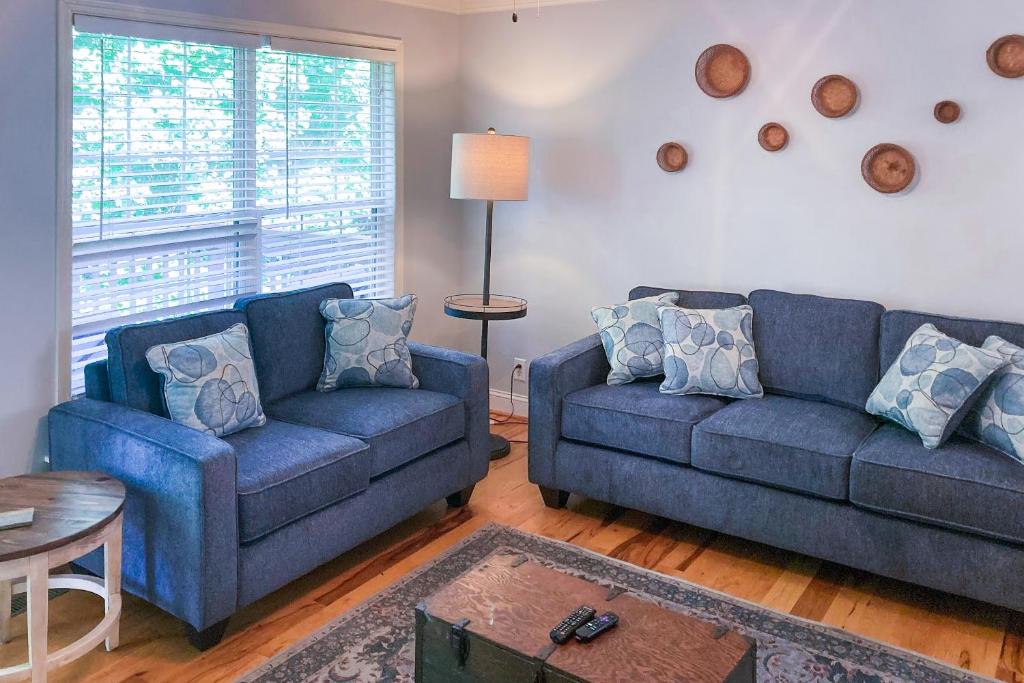 Posezení v ubytování Brownstone Escape