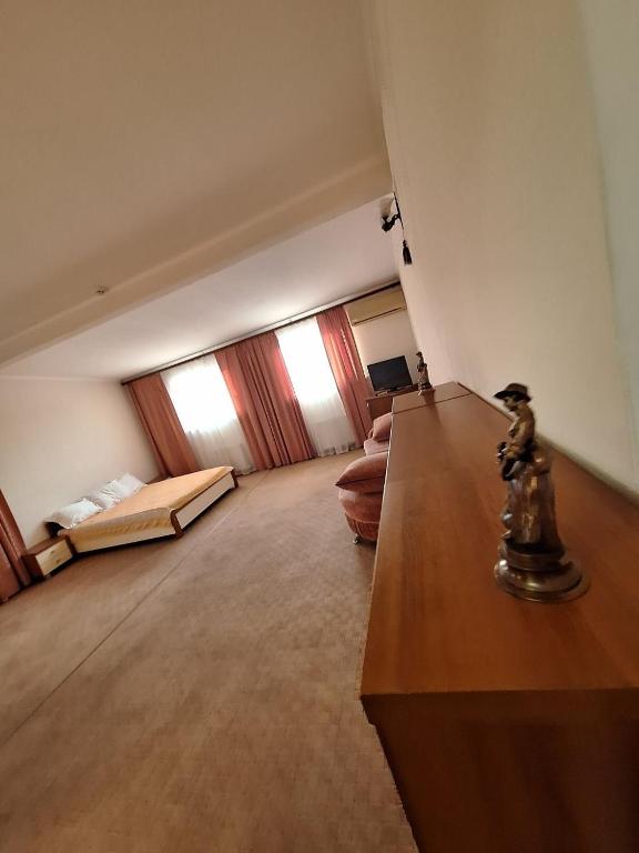 Postel nebo postele na pokoji v ubytování Барселона