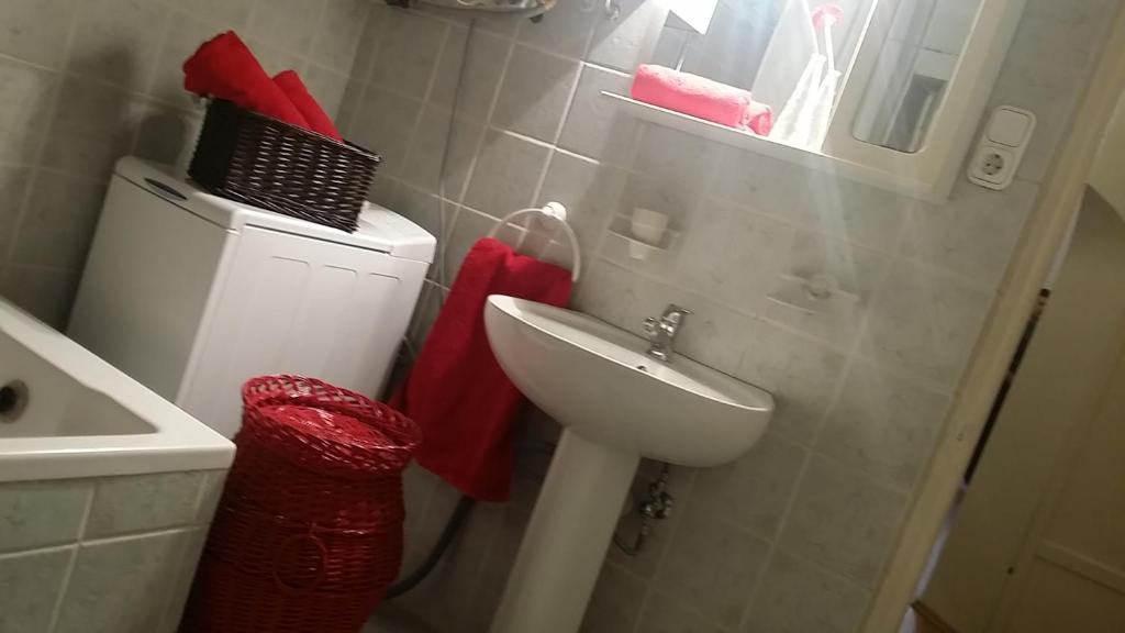 Kúpeľňa v ubytovaní AIRAM Apartment CENTER BUDAPEST 120m2