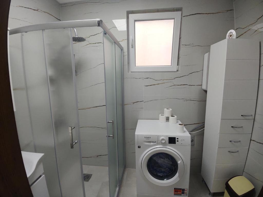 Koupelna v ubytování Apartment Kiril