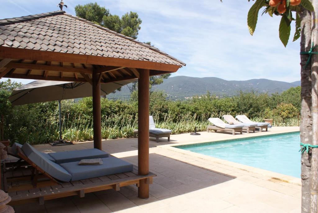 Nespecifikovaný výhled na hory nebo výhled na hory při pohledu z bed and breakfast
