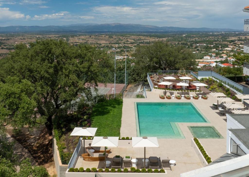Bazén v ubytování Meliá Castelo Branco nebo v jeho okolí
