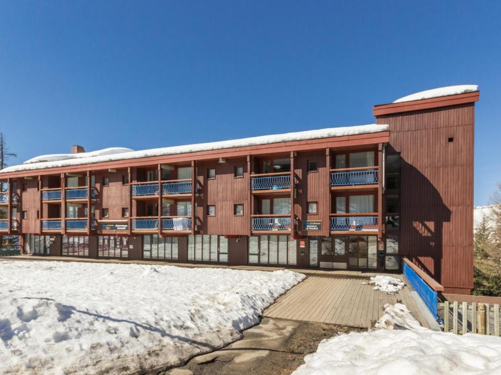 Budynek, w którym mieści się apartament