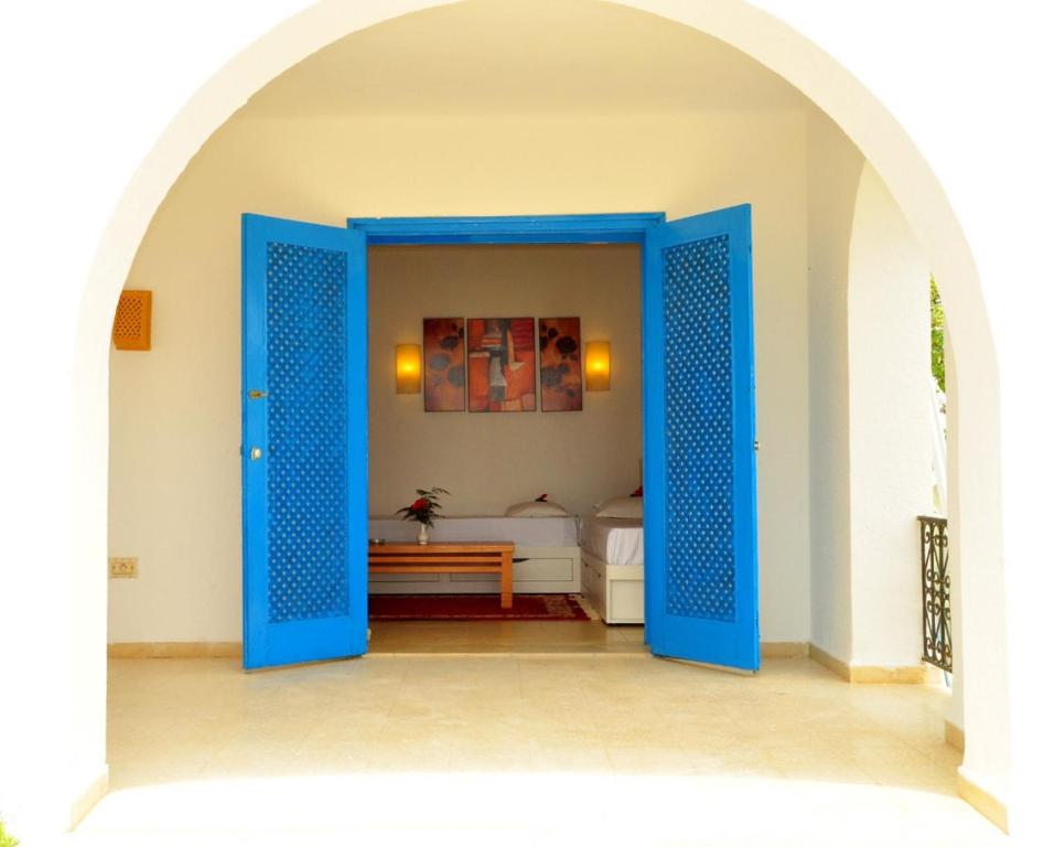 Fotografie z fotogalerie ubytování Bungalow de Luxe en Bord de Mer a Nabeul v destinaci Bin Rhilouf