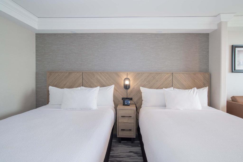 Sandman Signature Toronto Airport Hotel - Resim 18