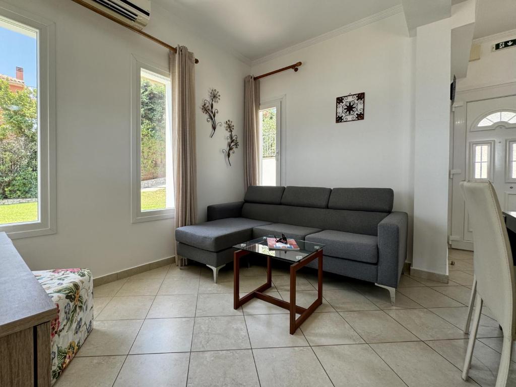 Część wypoczynkowa w obiekcie Villa Sakos Skala Kefalonia