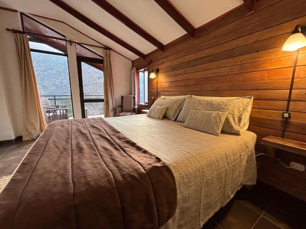 Miramonte B&B - King Room Met Uitzicht Op De Bergen