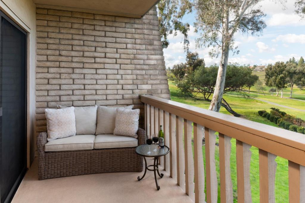 Rancho Bernardo Inn - King Studio