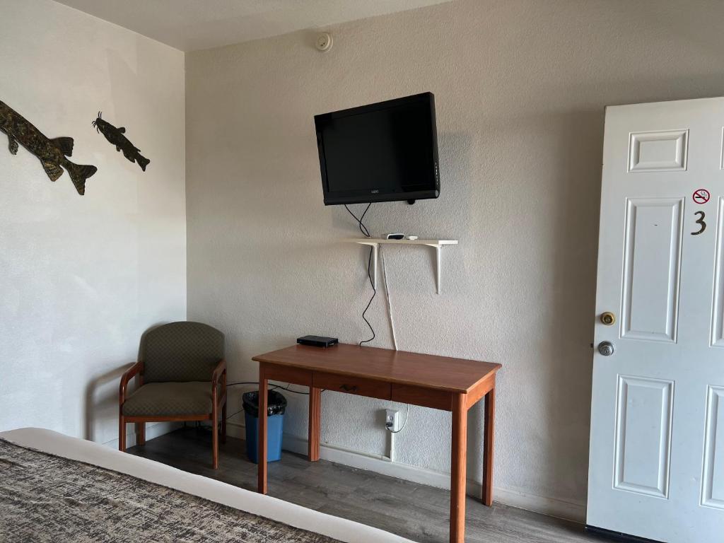 TV a/nebo společenská místnost v ubytování Supai Motel