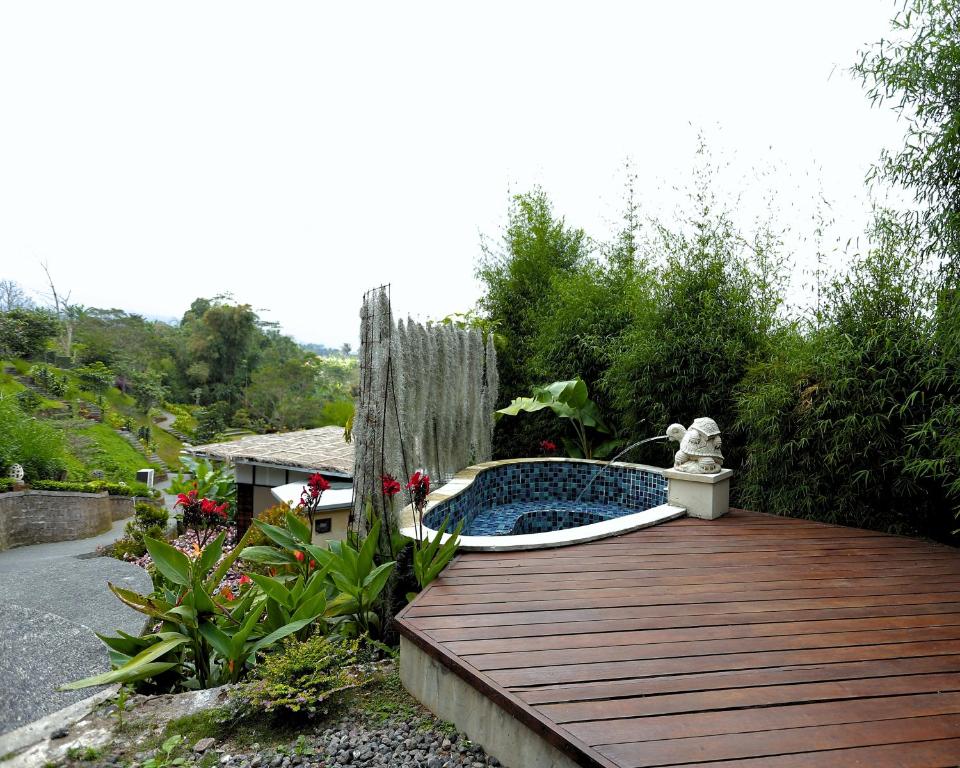 Zahrada ubytování Munduk Tentrem Resort