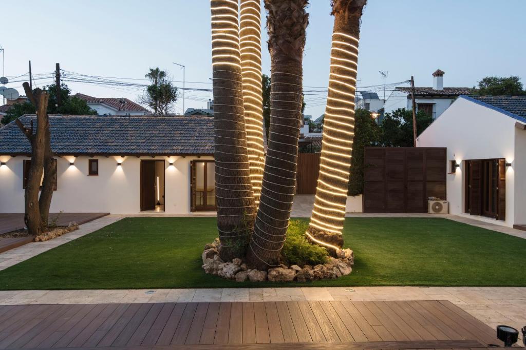 La Moderna Suites - Resim 22