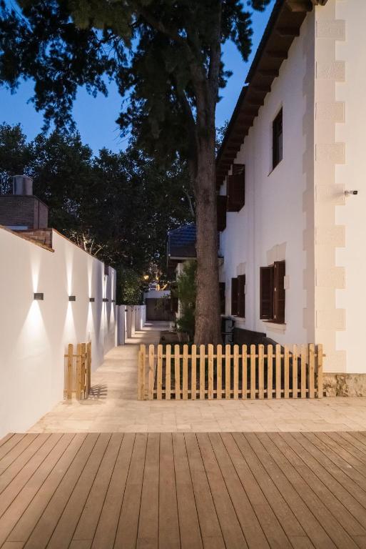 La Moderna Suites - Resim 26