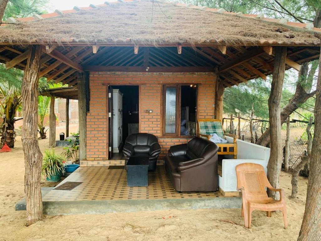 Posezení v ubytování Shim Beach Resort