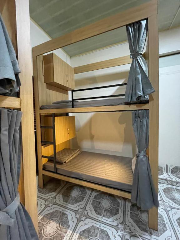 Downtown Backpacker Hostel - 3