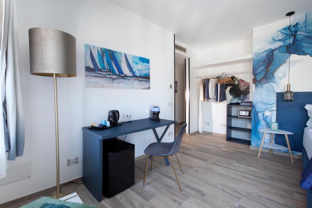 Kuchyň nebo kuchyňský kout v ubytování LuMar Luxury Sorrento