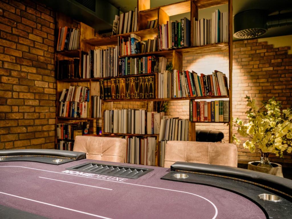 Hannover - PHIL & MAX Hotels und Apartments Messe - Resim 45