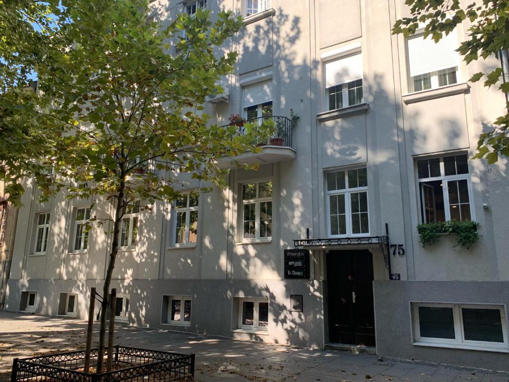 Budova, kde se hostel nachází