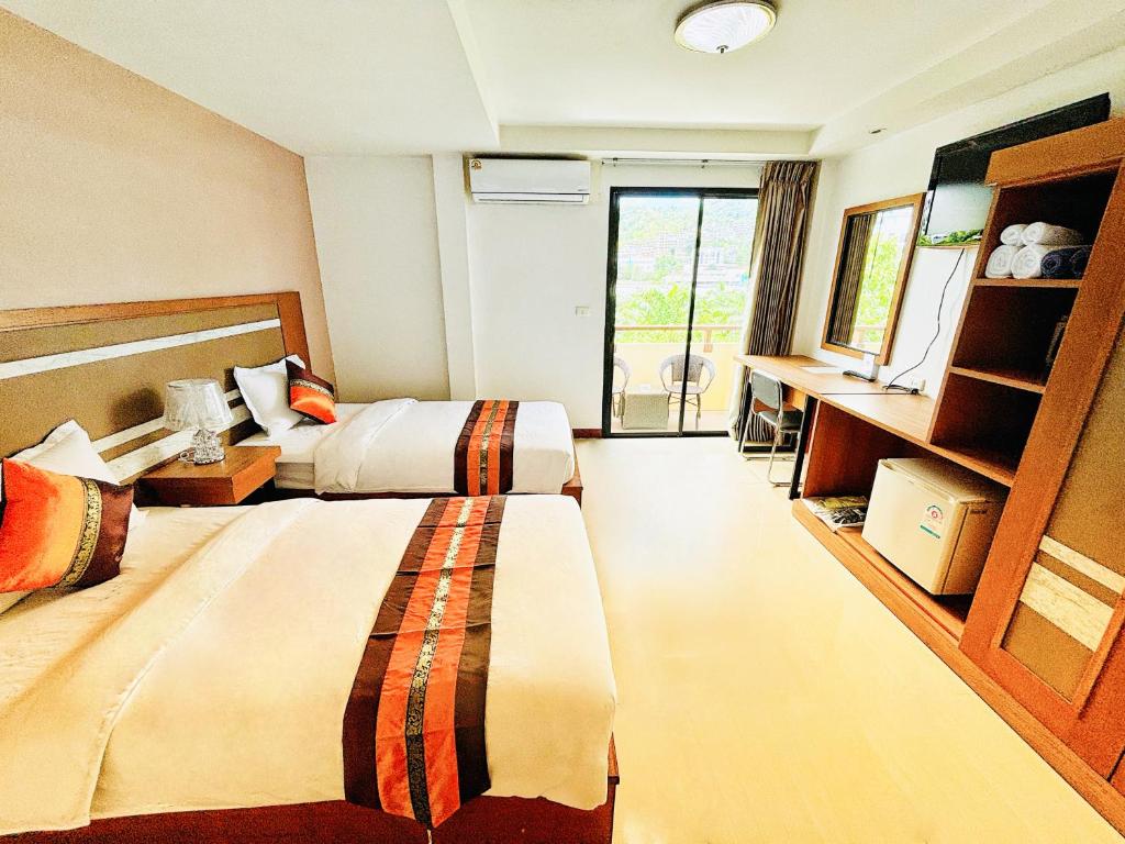 
Twin Room with Balcony
