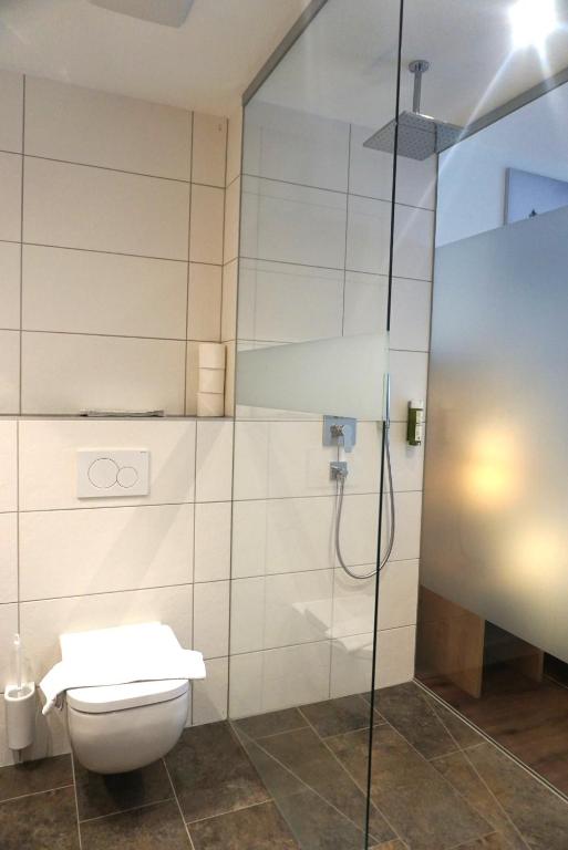 Koupelna v ubytování Hotel Alpenkönigin - Sommer Silvretta Premium Card inklusive