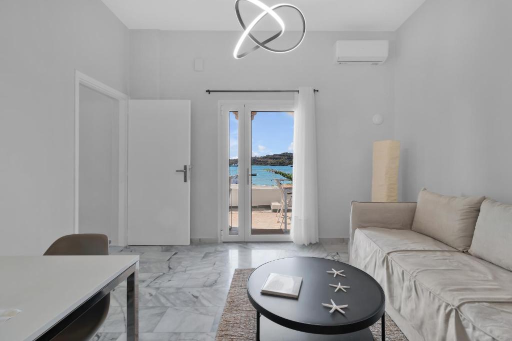 Posezení v ubytování Kavouraki Apartment & Studio