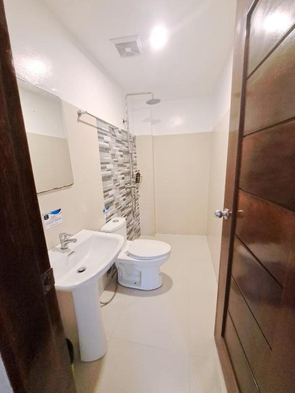 Koupelna v ubytování Virginia Suites