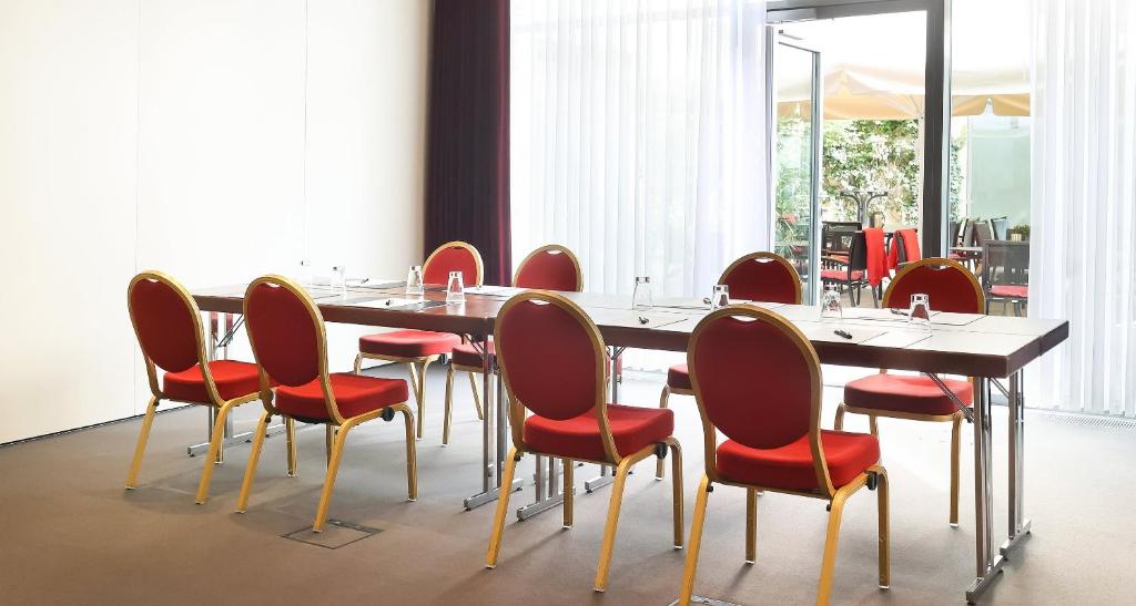 Victor's Residenz-Hotel Leipzig - Resim 12