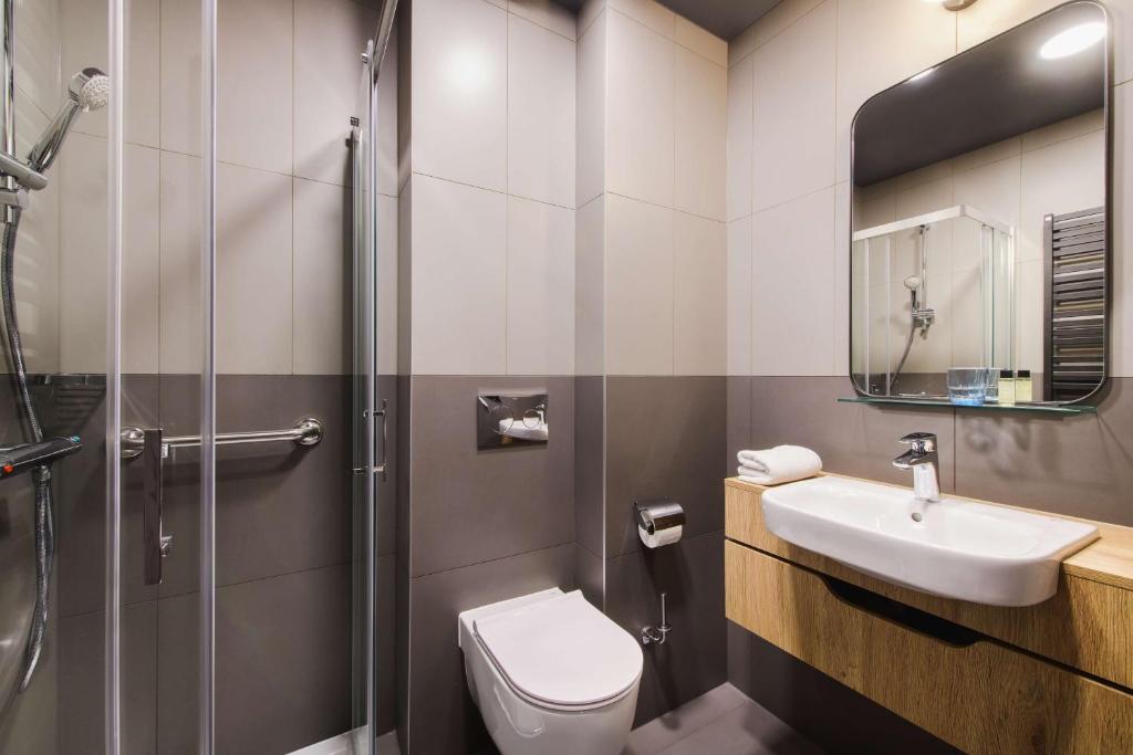 Ein Badezimmer in der Unterkunft Best Western Plus Hotel Olsztyn Old Town