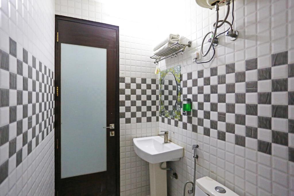 Koupelna v ubytování Hotel Smart Inn-Near Delhi Airport