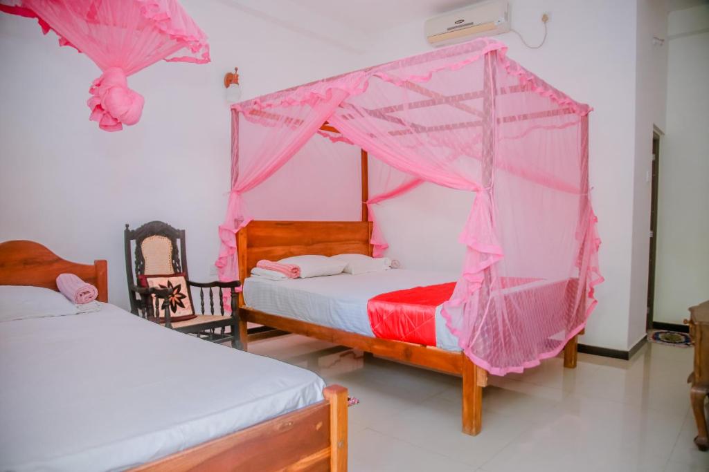 A One Calm Palace - 17