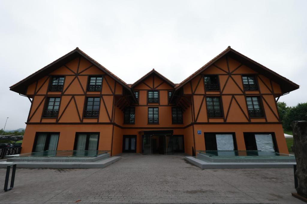 Budova, v ktorej sa hotel nachádza