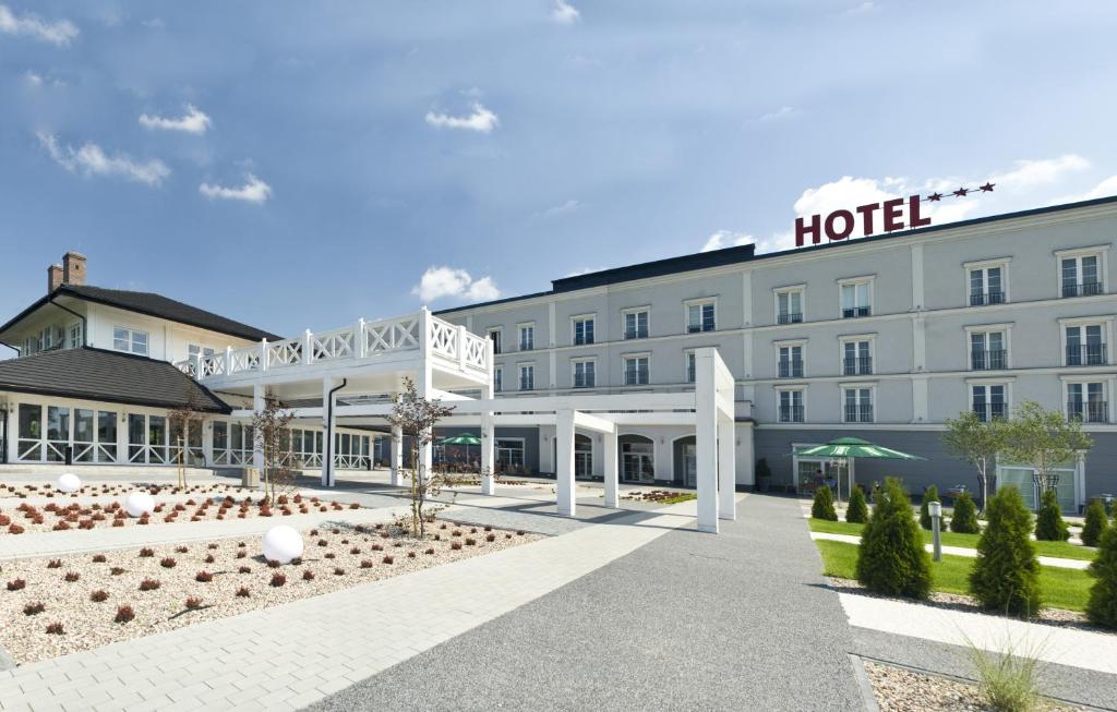 Budova, kde se hotel nachází